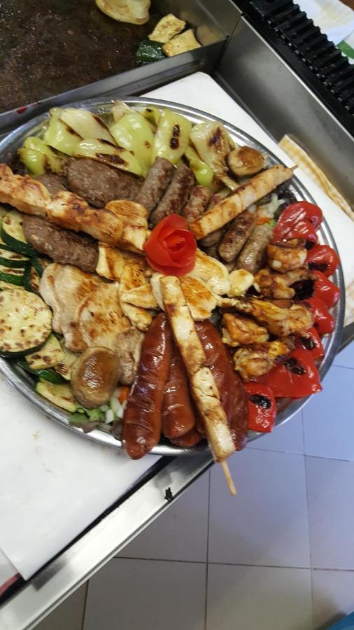 Bungalo 호텔 부젯 외부 사진